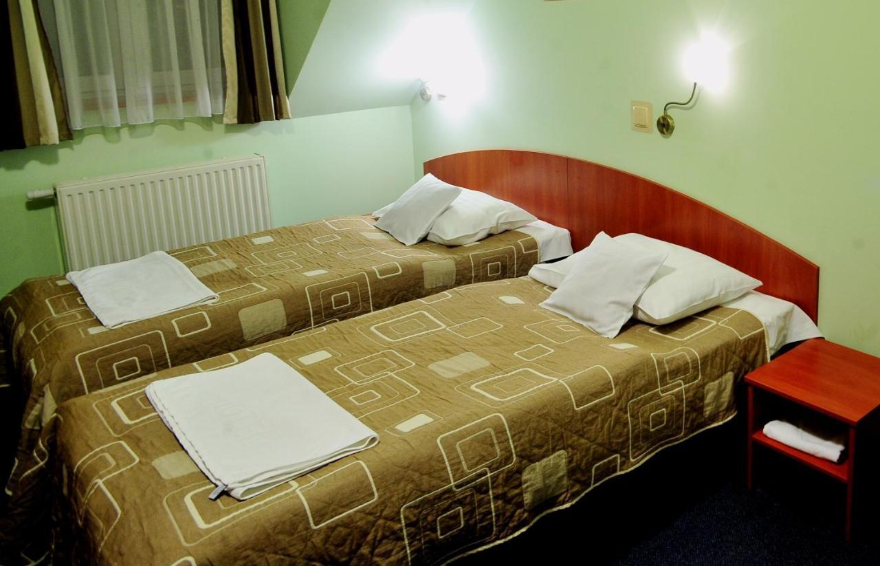 Hotel Zlote Deby Varšava Exteriér fotografie