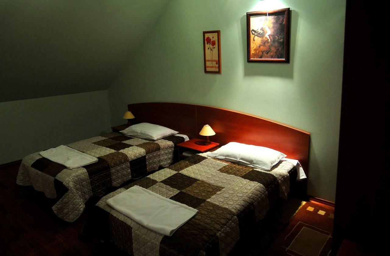 Hotel Zlote Deby Varšava Exteriér fotografie