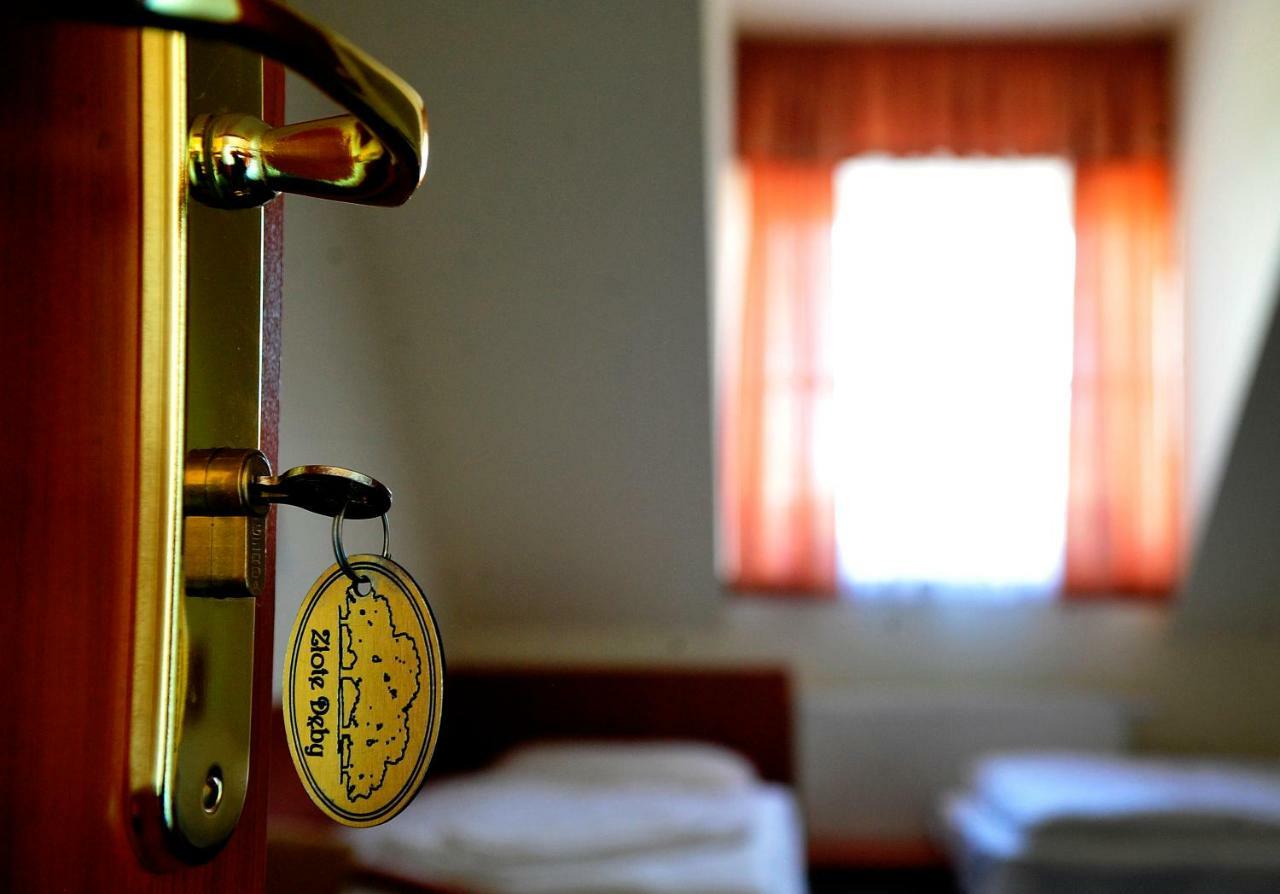 Hotel Zlote Deby Varšava Exteriér fotografie
