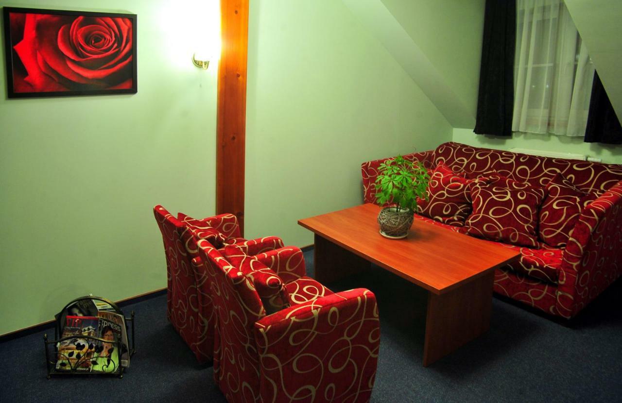 Hotel Zlote Deby Varšava Exteriér fotografie