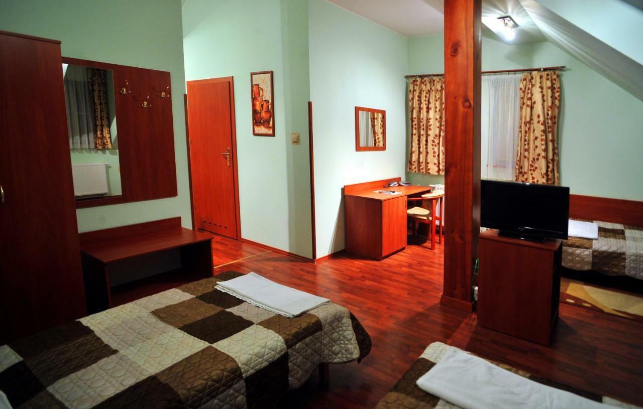Hotel Zlote Deby Varšava Exteriér fotografie